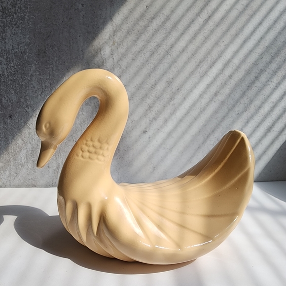 Vintage ceramic swan - Picture 9 of 9